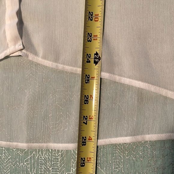 New Directions sheer white sleeveless button front top size L EUC - Picture 14 of 15